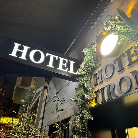 Hotel Tirona Tirana Exterior foto